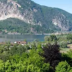 By Maggiore With Garden Views Casa vacanze Verbania