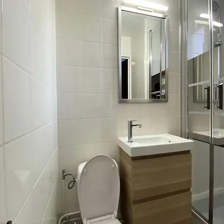 By Maggiore With Garden Views Vakantiehuis Verbania