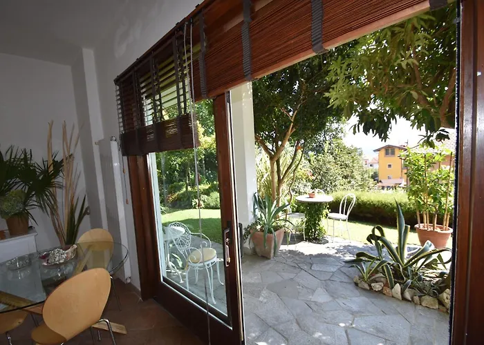 By Maggiore With Garden Views Verbania