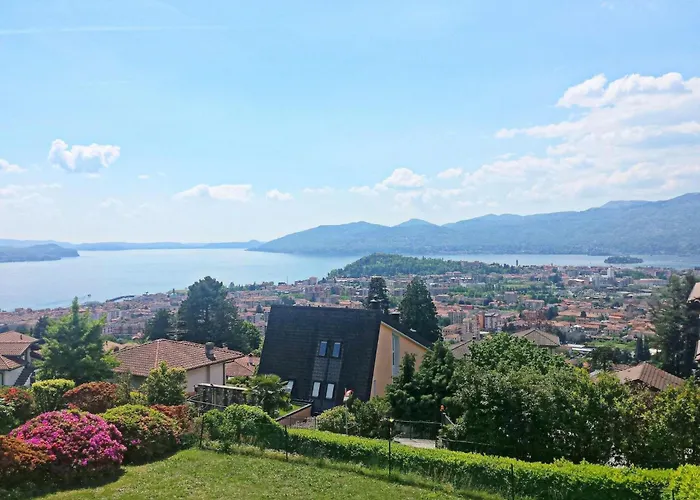 By Maggiore With Garden Views Verbania
