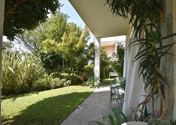 By Maggiore With Garden Views